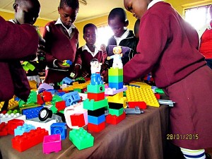 Cube (14)